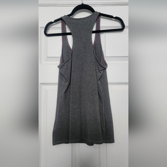 Express Tank Top Bundle Size M - Picture 5 of 5
